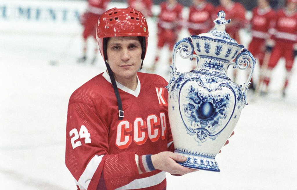 Хоккейный матч с участием легенд СССР
